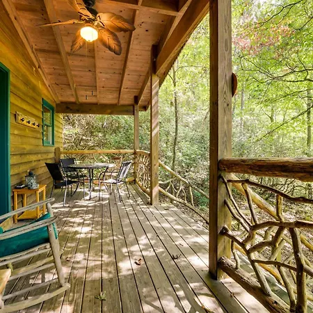 Quiet Balsam Grove Cabin With Hot Tub, Dog Friendly!
